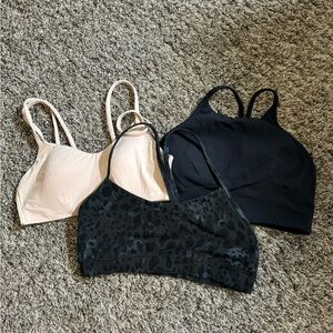 Lululemon sports bras